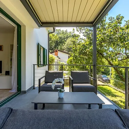 Apartament Beachside House Lara - Happy