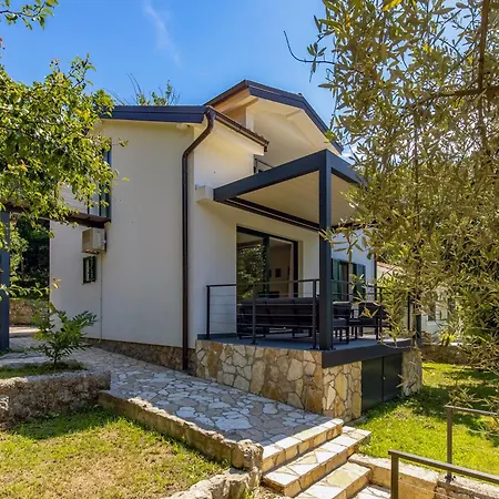 Apartamento Beachside House Lara - Happy Omišalj