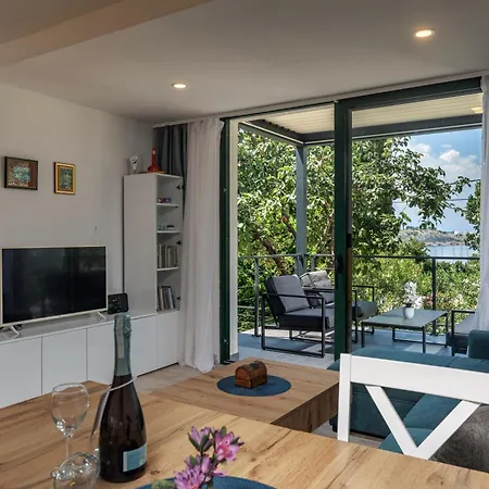 Apartament Beachside House Lara - Happy *