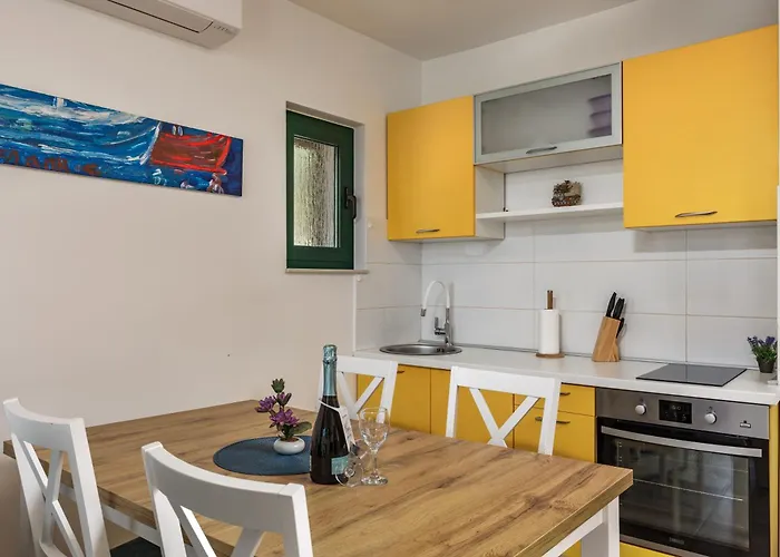 Beachside House Lara - Happy Apartman