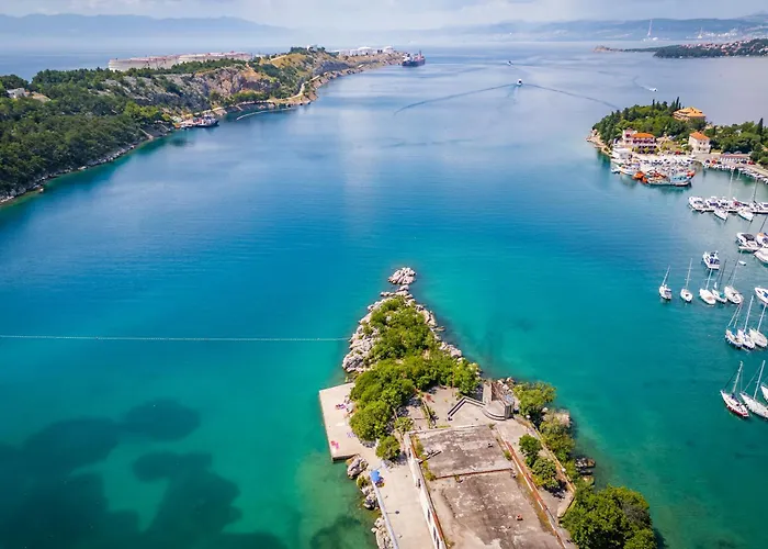 Beachside House Lara - Happy * Omisalj