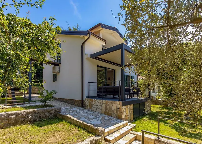 Apartman Beachside House Lara - Happy Omisalj