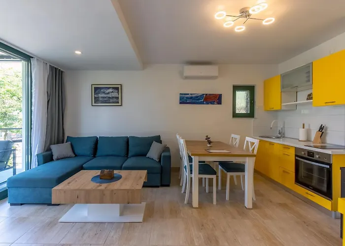 Beachside House Lara - Happy