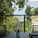 شقة Beachside House Lara - Happy Omišalj